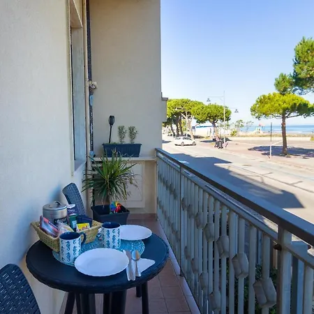 Apartament Casa Del - Di Fronte Al Mare A Silvi